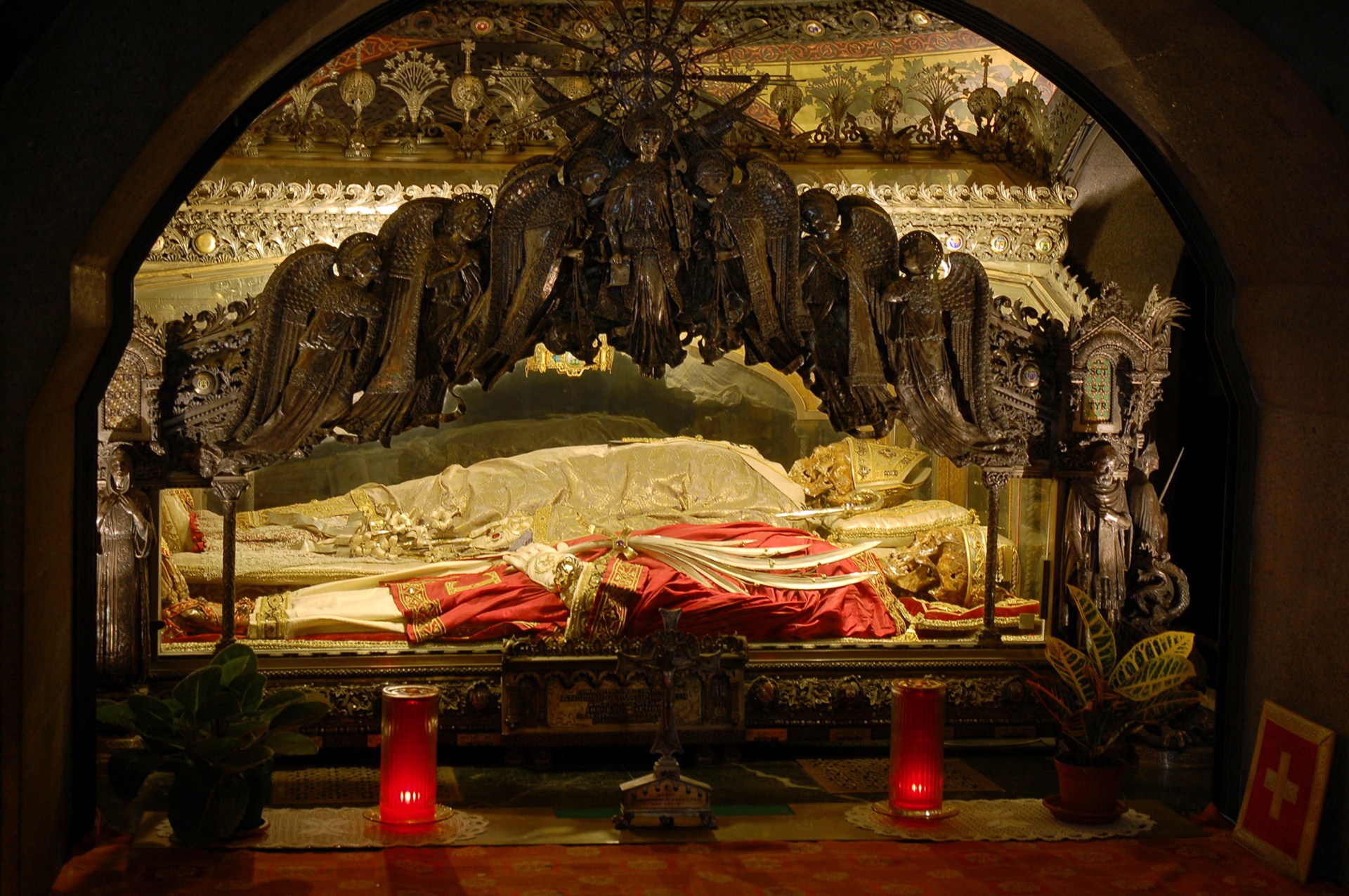 Crypt of bishop Ambrose