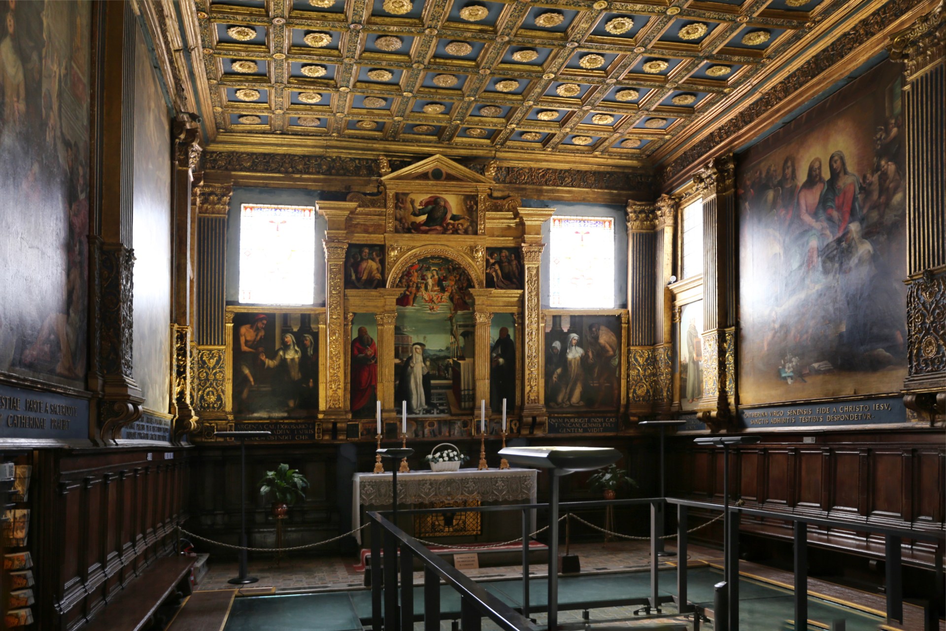 WEB3-5Santuario_di_santa_caterina_oratorio_Superiore_o_della_cucina_01.jpg