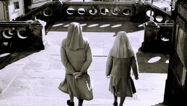 NUNS