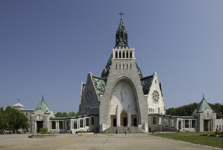 WEB2-QUEBEC-CANADA-NOTRE DAME DU CAP-shutterstock_322709366.jpg