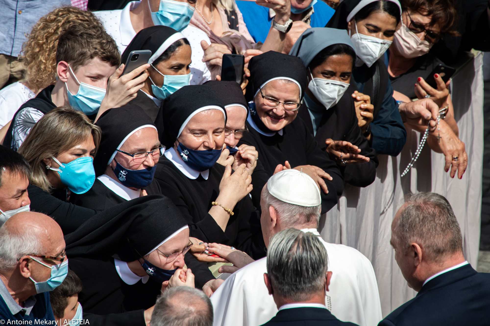 Pope: Prayer is the musical staff for the melody of life
