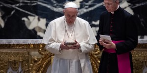 Everyone is discussing Latin Mass: What did Francis say (Full text)