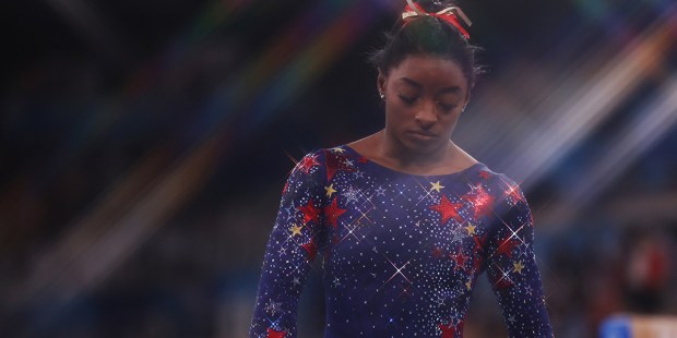 SIMONE BILES
