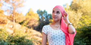 The &#8220;scarf woman&#8221; who&#8217;s helping women with cancer to feel beautiful