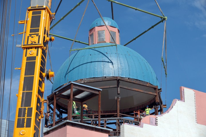 WEB-BLESSED-STANLEY-ROTHER-SHRINE-DOME-PLACEMENT-CRANE-PROVIDED.jpg