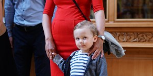 10 Tips for families with young kids for a stress-free hour at Mass
