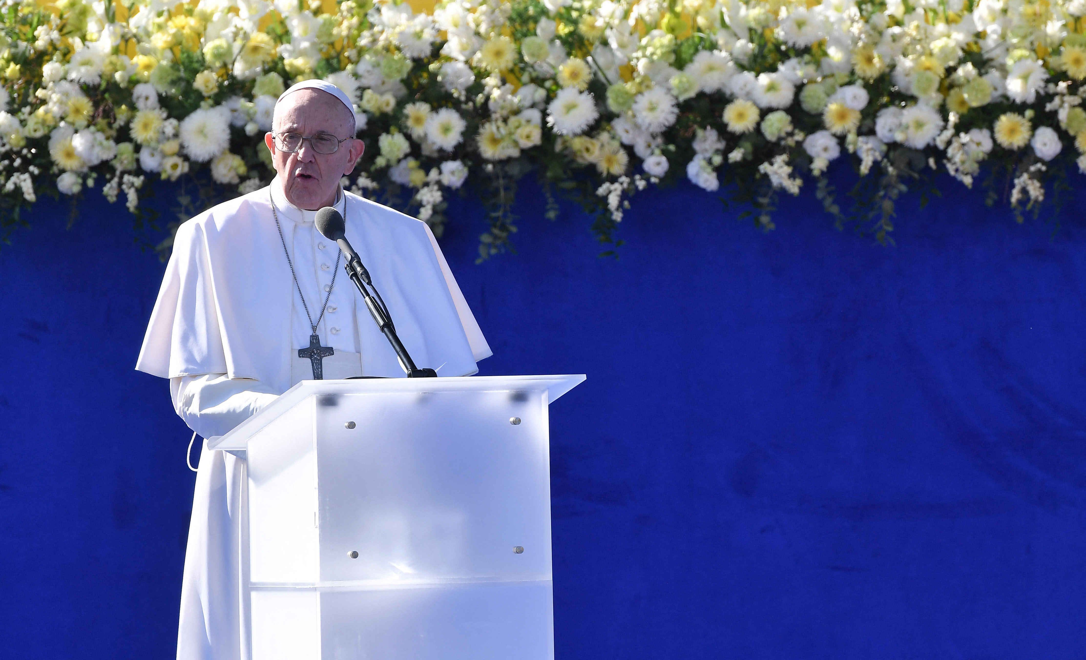Discouraged, burdened, wounded? Here are 3 inspiring quotes from the start of the Pope’s trip