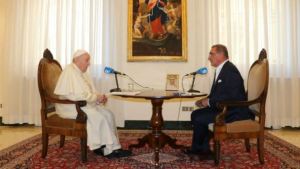 WEB2-POPE-FRANCIS-INTERVIEW-COPE.jpg
