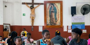 Some Haitian migrants finding an “oasis” in Mexico