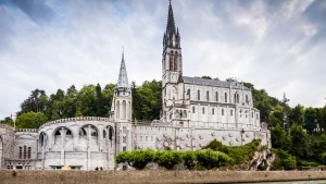 Lourdes,Church