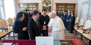 Pope and Korean leader hoping for peace with North