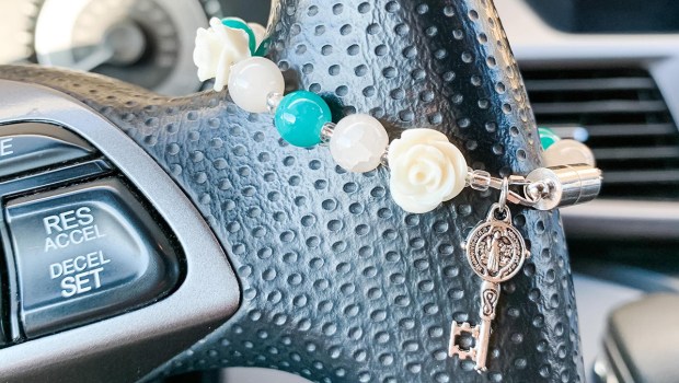 MORNING GLORY BEADS