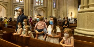 UK bishops: Put Sunday Mass before “sports and shopping”