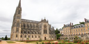 The shrine where you can send a card to the deceased