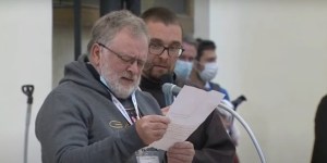 Man raised an atheist and baptized at 60 shares testimony before pope