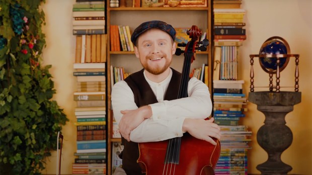 BENJAMIN CELLO