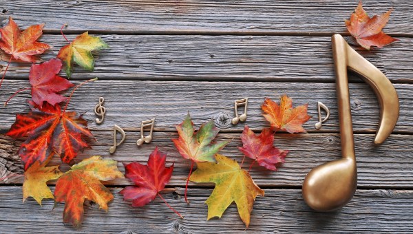 Music note with Fall colored leaves