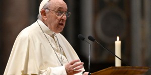 Pope decries &#8220;cancel culture&#8221; and &#8220;ideological colonization&#8221; in speech to diplomats