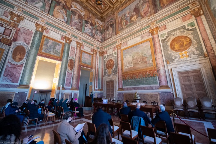 (SLIDESHOW) The old apartments of the popes are open to the public for the first time