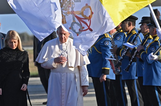 POPE-CYPRUS-GREECE-AFP