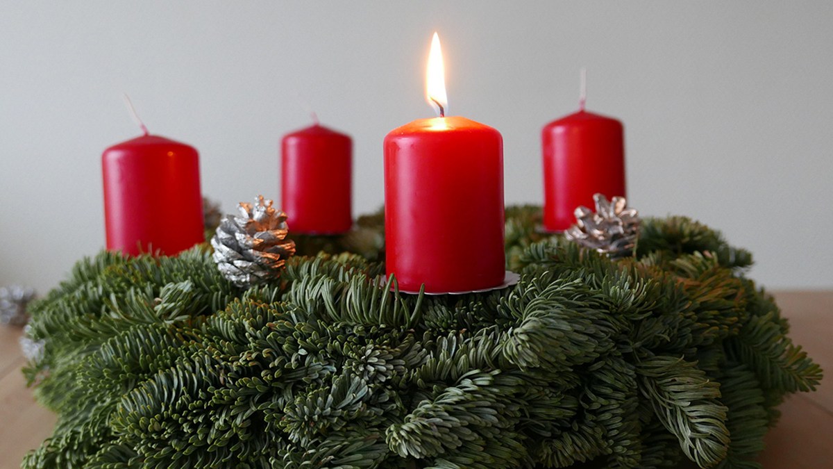 ADVENT WREATH