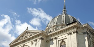 When a French church tried to host &#8216;doom metal&#8217; concert, young Catholics said &#8216;non&#8217;