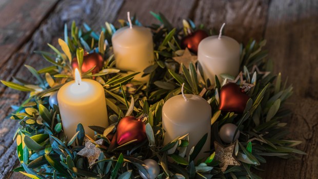 ADVENT WREATH