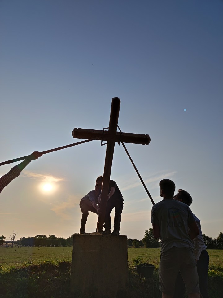 (slideshow) SOS Calvaires are restoring crosses in the French countryside