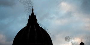 Holy See urges Iranian president to avoid escalation