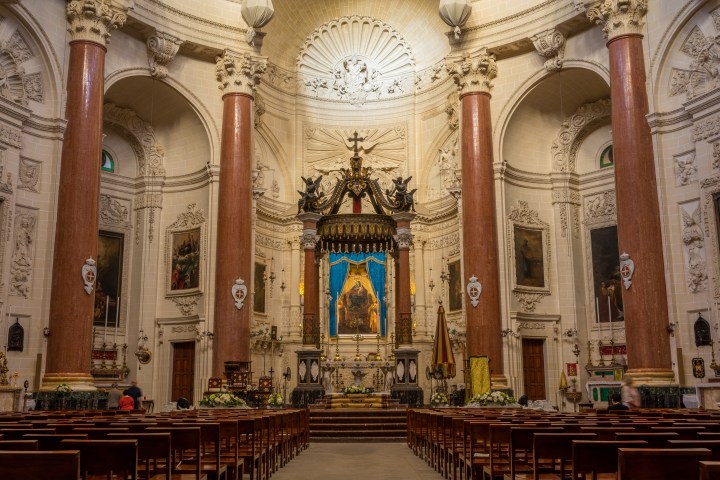 WEB3-Interior-of-the-Basilica-of-Our-Lady-of-Mount-Carmel-Valletta-shutterstock_573064582.jpg
