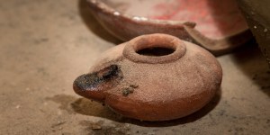 5 Items Jesus probably had in his home: Do you have them?