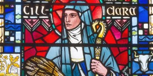 Why is St. Brigid shown with a bishop&#8217;s staff?