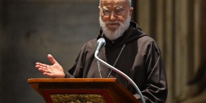 Rediscovering Eucharistic wonder: 1st Lent sermon from Pope&#8217;s preacher
