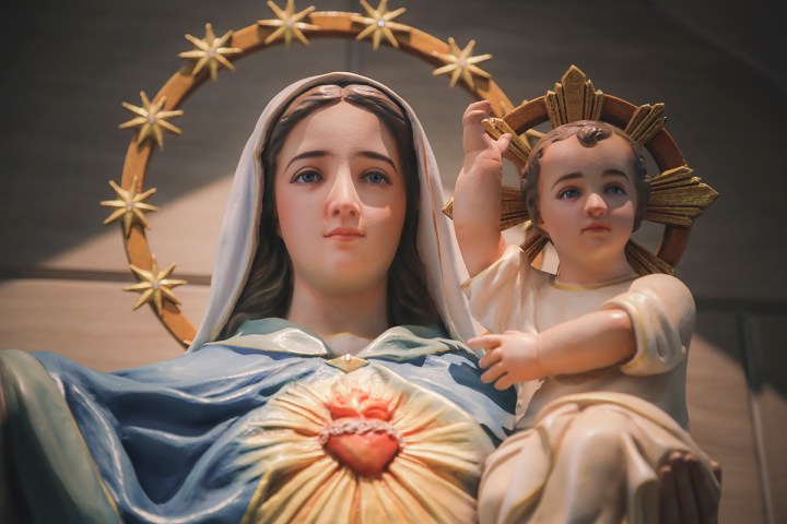 Immaculate-Heart-of-Mary-shutterstock