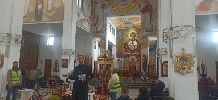 Miraculous medals arrive in Ukraine