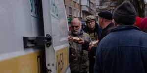 Russian missile hits José Andrés&#8217; kitchen in Ukraine, injuring 4 staff members