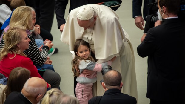 POPE-FRANCIS-AUDIENCE-Antoine-Mekary-ALETEIA