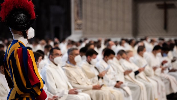 POPE-FRANCIS-CHRISM-MASS