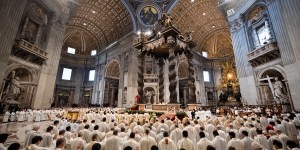Pope at Chrism Mass: Are you taking space from the Trinity to give to Satan? (full text of homily)