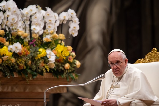 POPE-FRANCIS-VIGIL-EASTER
