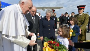 Pope-Francis-after-he-landed-on-April-02-2022-at-Maltas-international-airport-in-Luqa