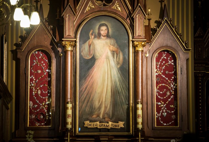 WEB3-00006Shrine-of-Divine-Mercy-Krakow_PhotoCredit-episkopat.pl_.jpg