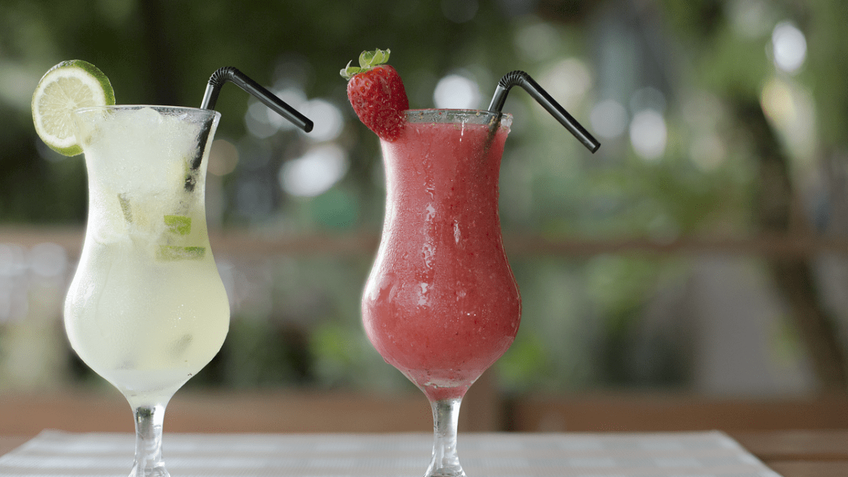cocktail-g632cdb7ea_1280.png