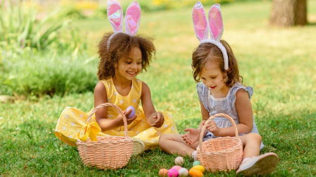 kids-easter-egg-hunt-basket-children-