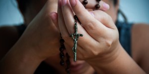Prayer asking God for help during Holy Week
