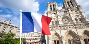 Repairing the &#8220;sonic fingerprint&#8221; of Notre Dame de Paris