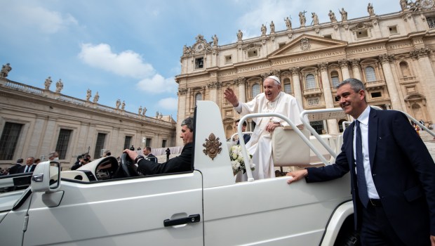 POPE FRANCIS AUDIENCE VATICAN