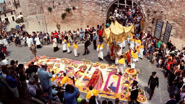 SPELLO; CORPUS DOMINI