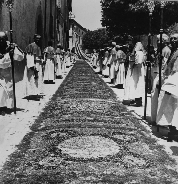 SPELLO;INFIORATA