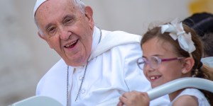 Be families with large hearts!: Pope’s missionary mandate to families